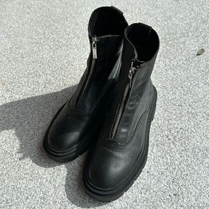 The row look alike zip boots